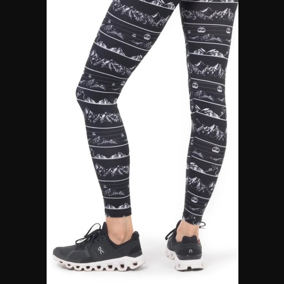Mountain Gondola Ski Print Base Layer Leggings - Picture 5 of 5